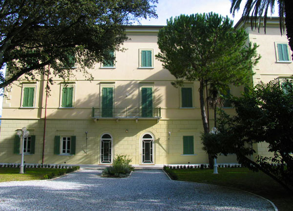 La vera storia della fiction DOC alla rassegna Parliamone in Villa di Villa  Bertelli 